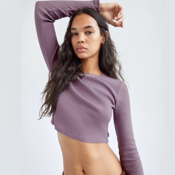 Aritzia Tna Ribbed Cropped Longsleeve Gd Light Iris Purple - Picture 8 of 10